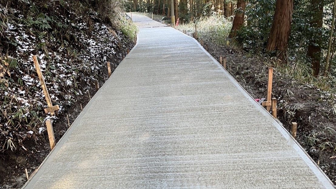コンクリート舗装工事